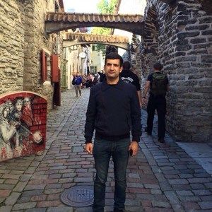 Meet your Posher, Aram